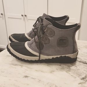 Sorel Waterproof Duck Shoes size 7.5